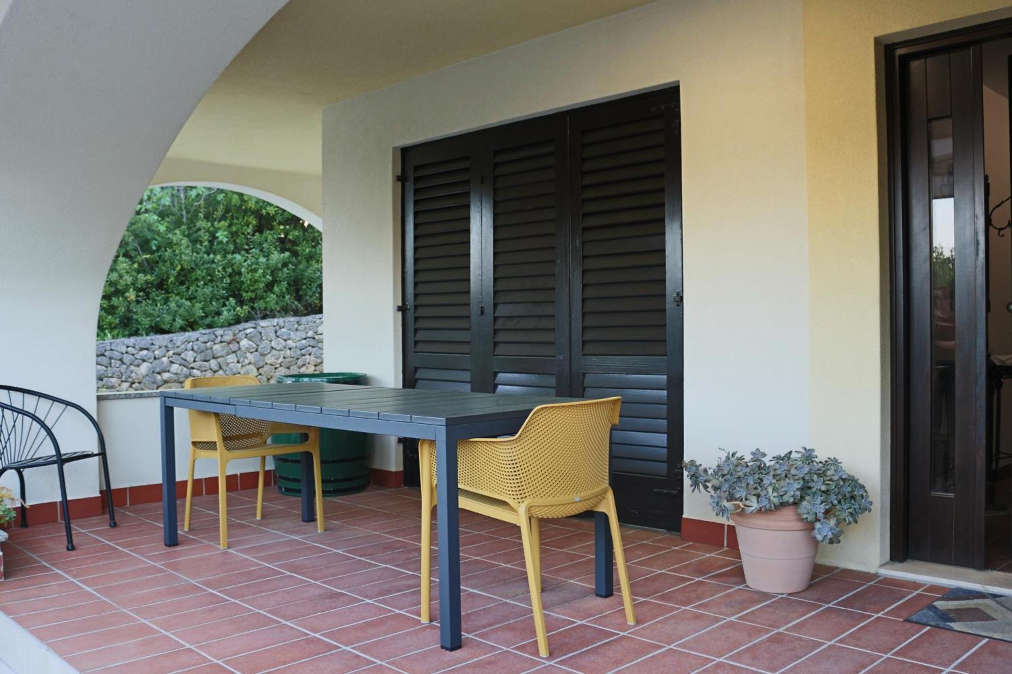 Apartman Mariolina Apartment Krk Town Luaran gambar