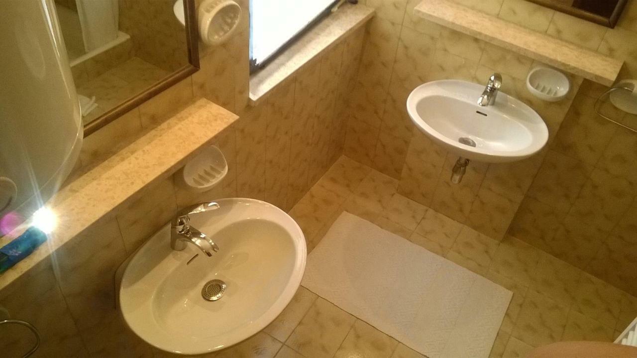 Apartman Mariolina Apartment Krk Town Luaran gambar